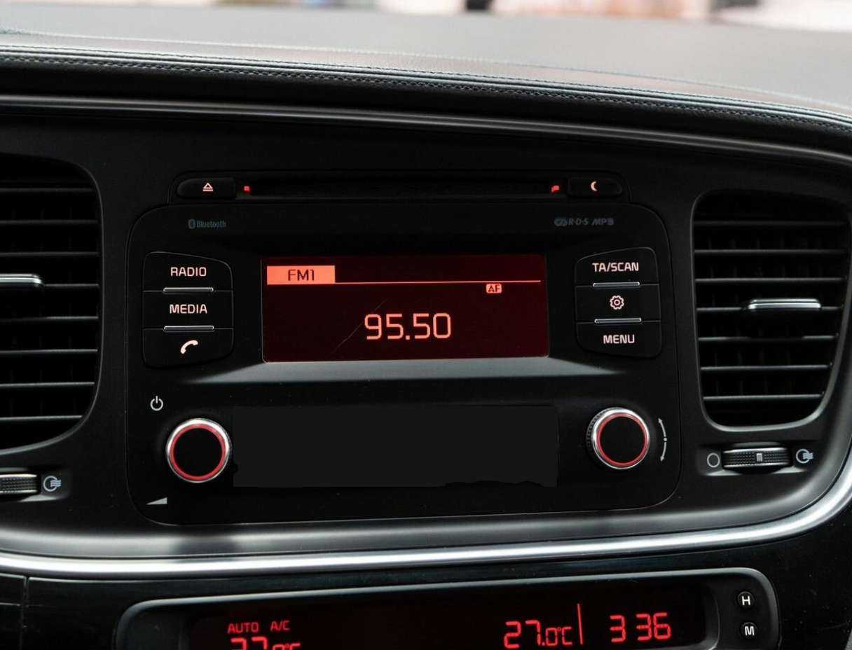 Купить Kia Optima с пробегом. Фото: #9