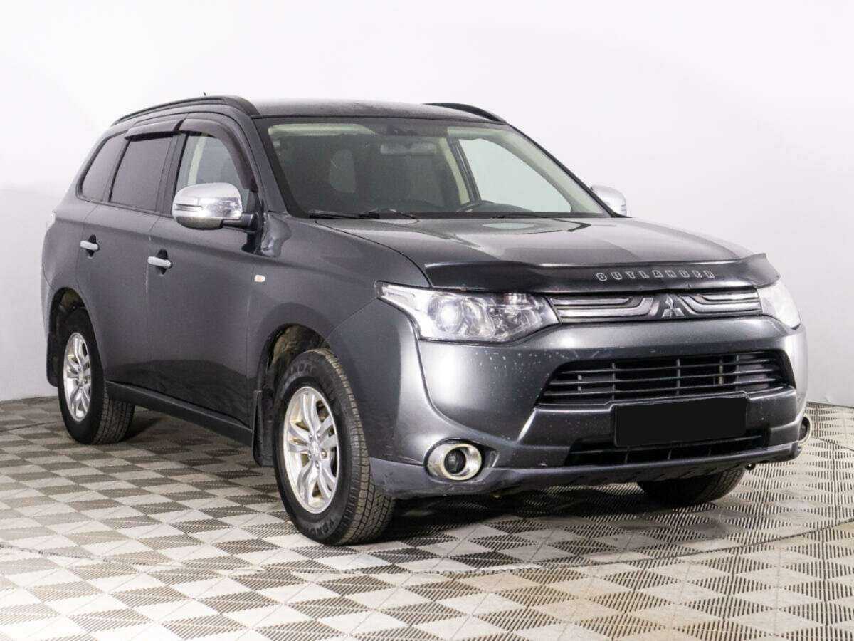 Купить Mitsubishi Outlander с пробегом. Фото: #2