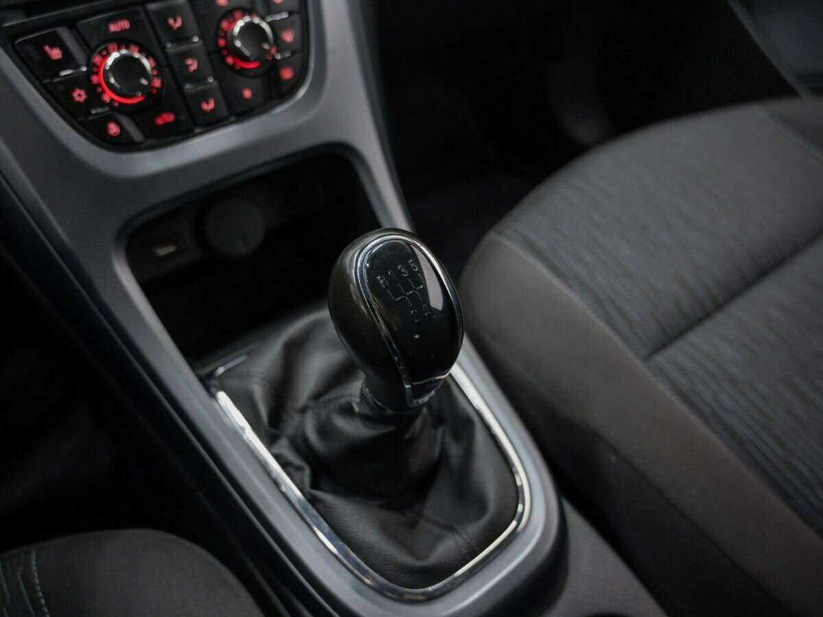 Купить Opel Astra с пробегом. Фото: #17