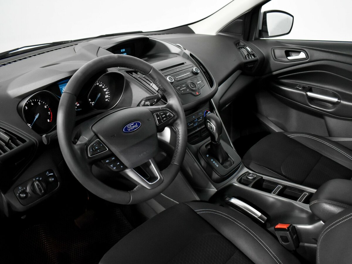 Купить Ford Kuga с пробегом. Фото: #6