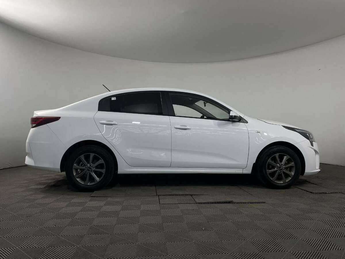 Купить Kia Rio с пробегом. Фото: #3