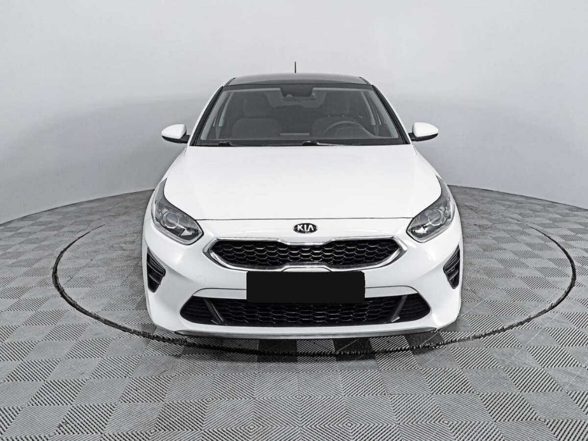 Купить Kia Ceed с пробегом. Фото: #1