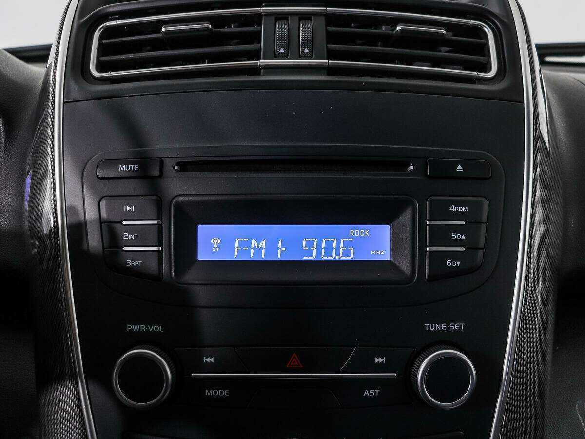 Купить Lifan X60 с пробегом. Фото: #12