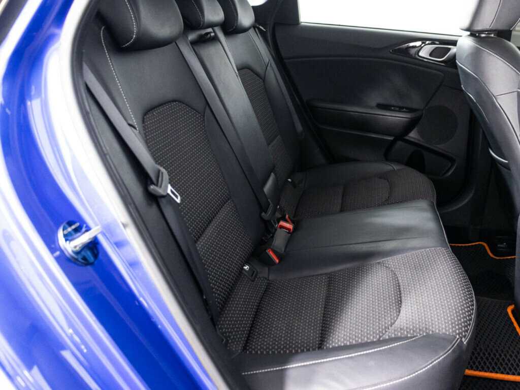 Купить Kia Ceed с пробегом. Фото: #23