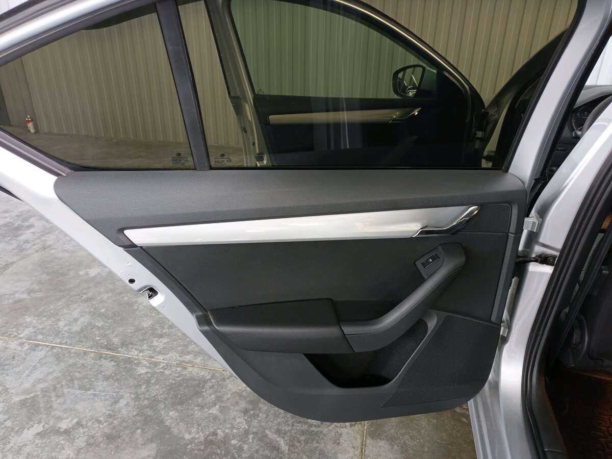 Купить Skoda Octavia с пробегом. Фото: #16