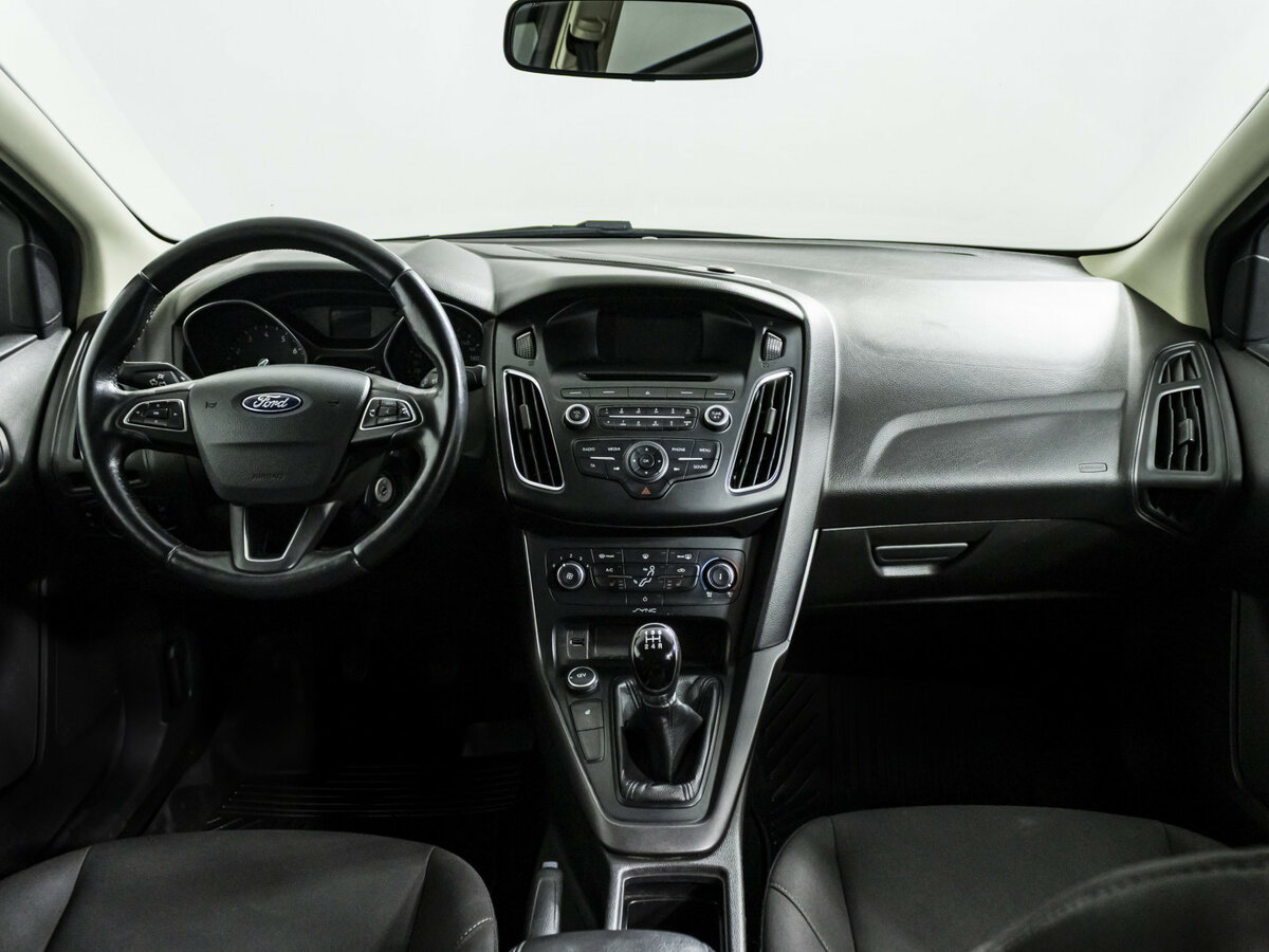 Купить Ford Focus с пробегом. Фото: #10