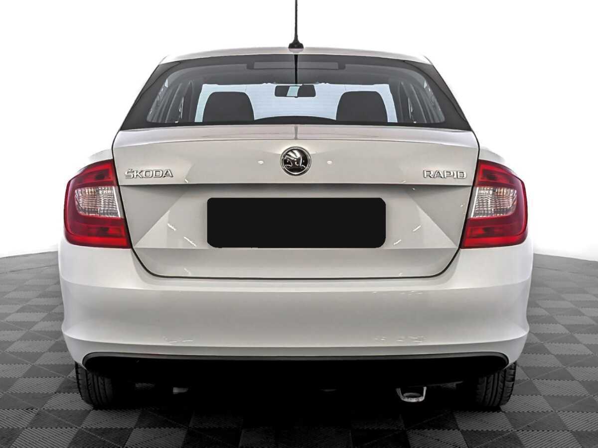 Купить Skoda Rapid с пробегом. Фото: #5