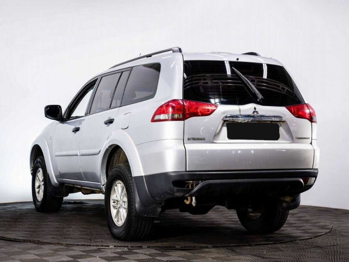 Купить Mitsubishi Pajero Sport с пробегом. Фото: #3
