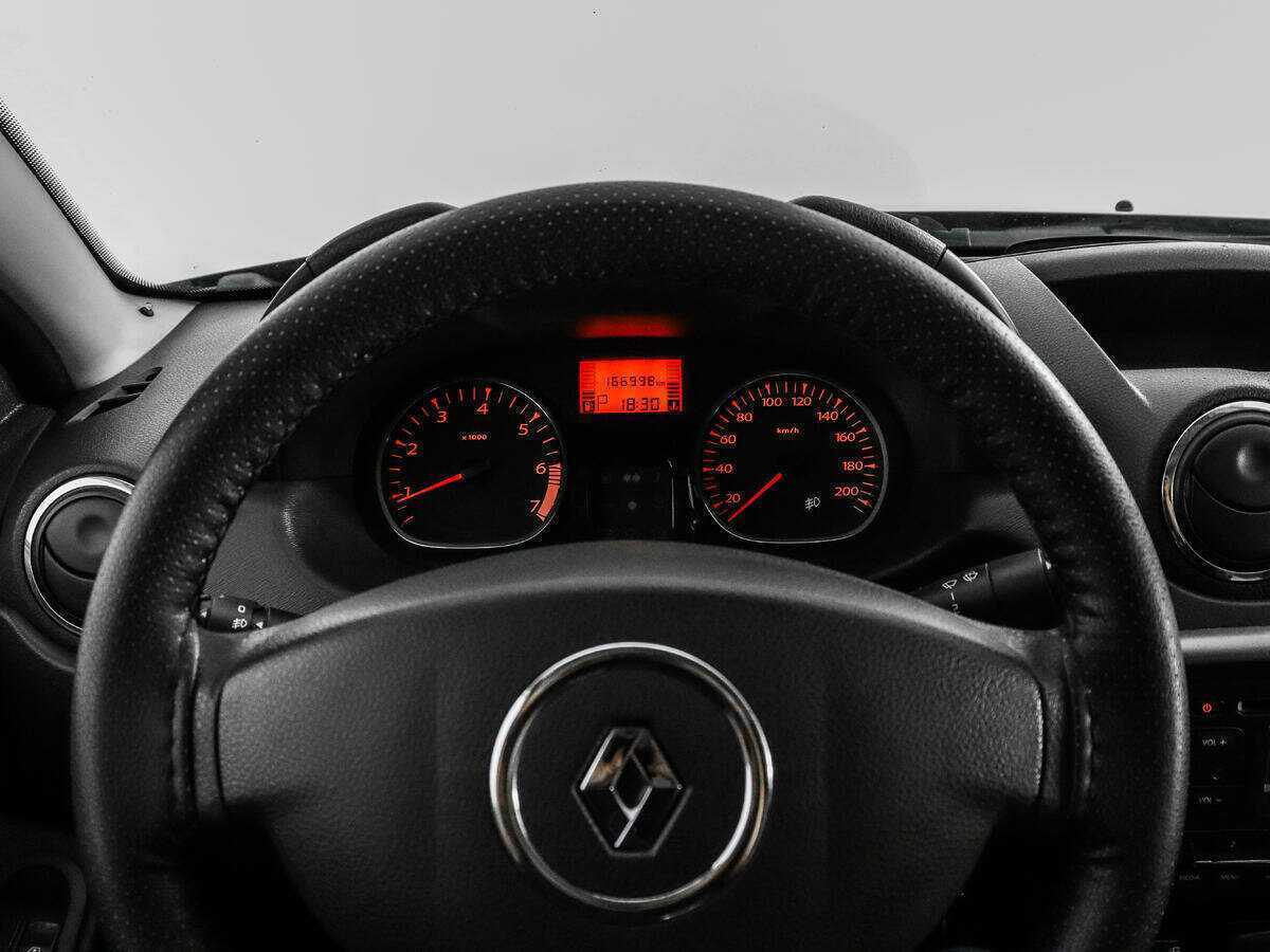Купить Renault Duster с пробегом. Фото: #16