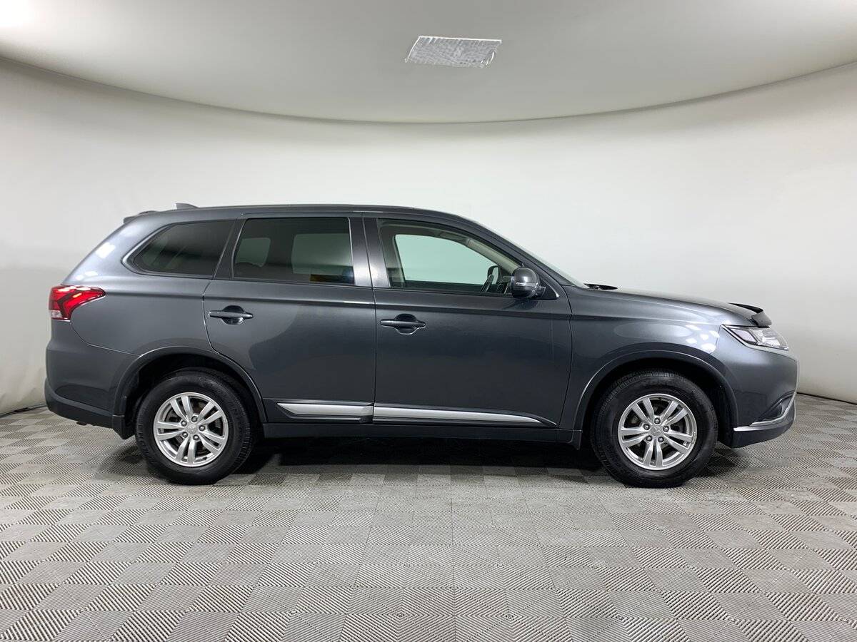 Купить Mitsubishi Outlander с пробегом. Фото: #3
