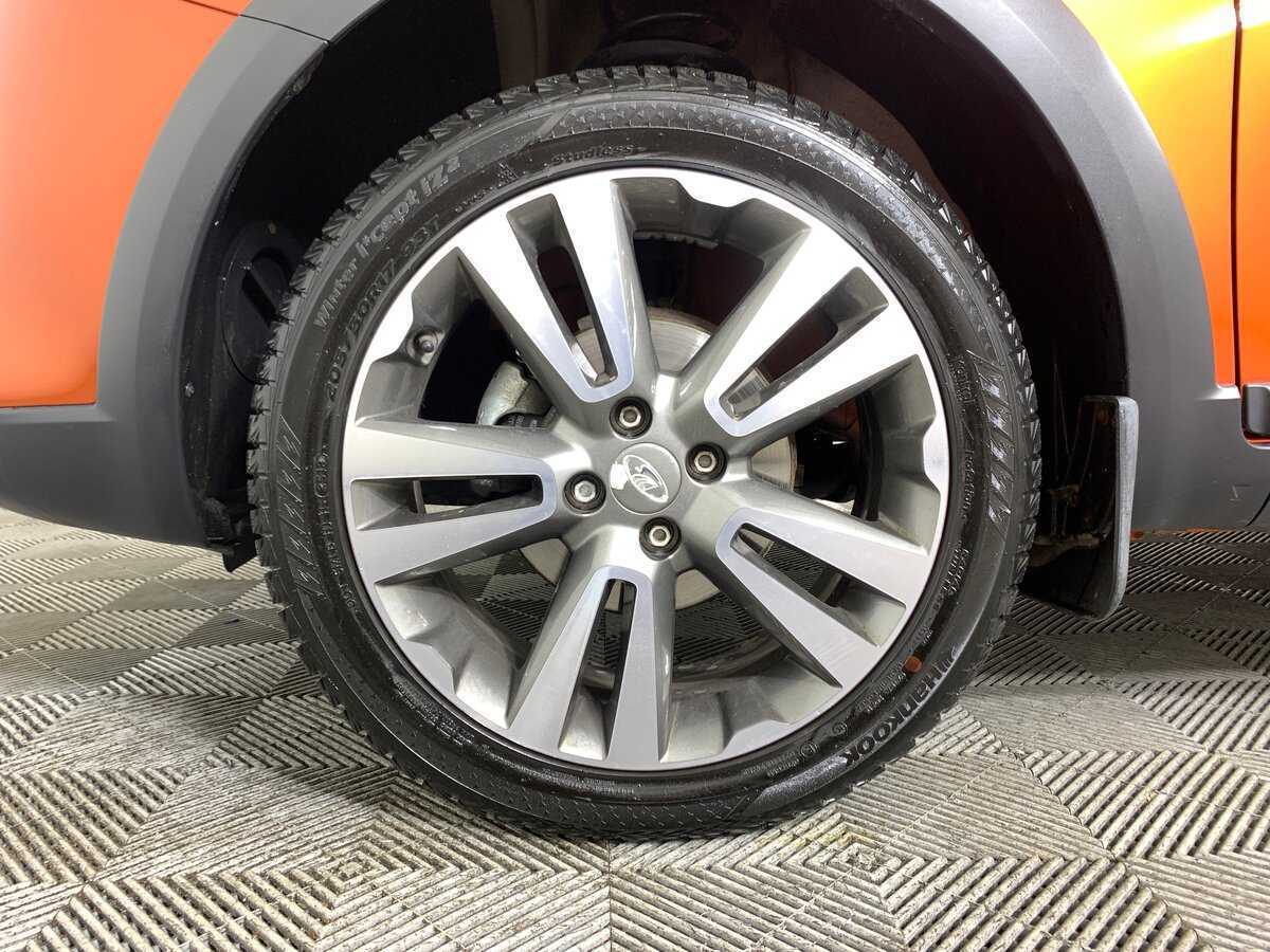 Купить Lada (ВАЗ) Vesta с пробегом. Фото: #8