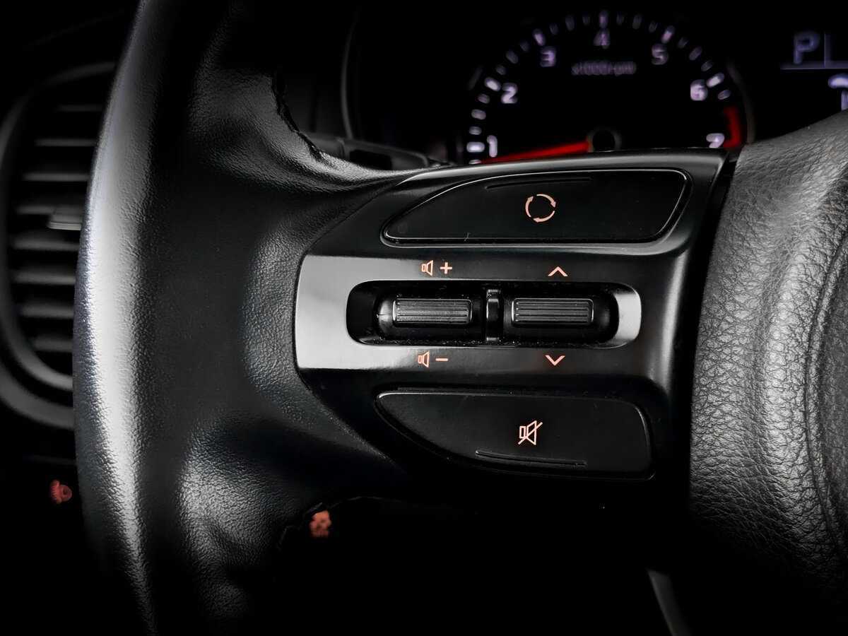 Купить Kia Rio с пробегом. Фото: #25