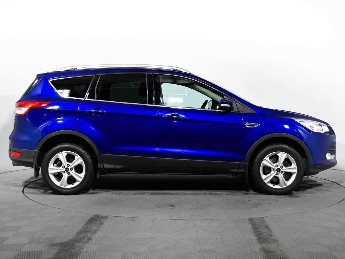 Купить Ford Kuga с пробегом. Фото: #3