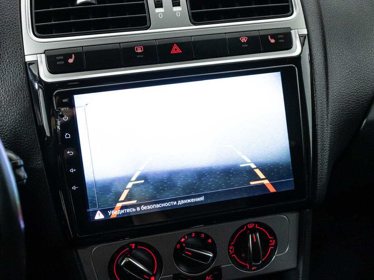 Купить Volkswagen Polo с пробегом. Фото: #15