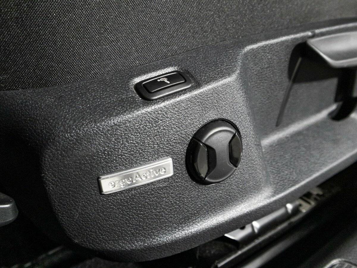 Купить Volkswagen Golf с пробегом. Фото: #15