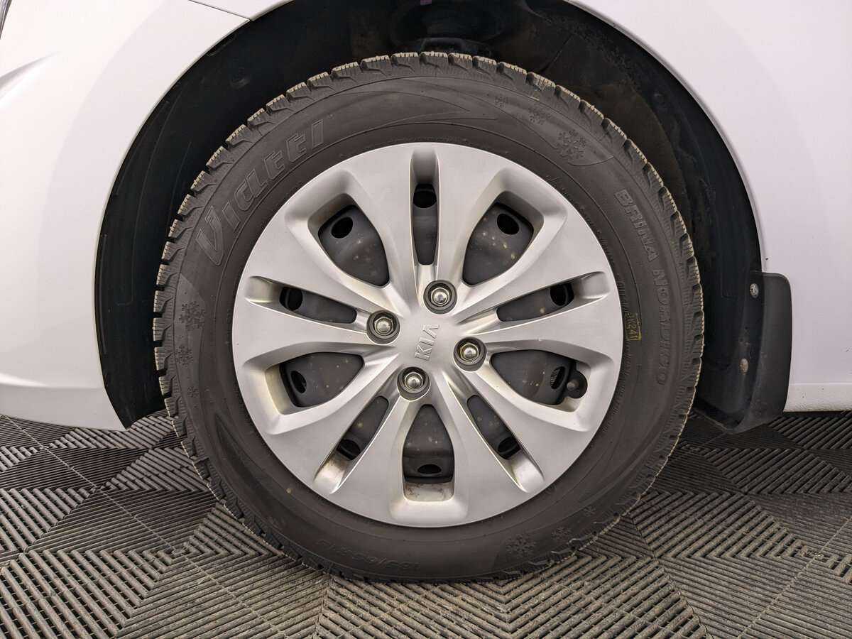 Купить Kia Rio с пробегом. Фото: #11