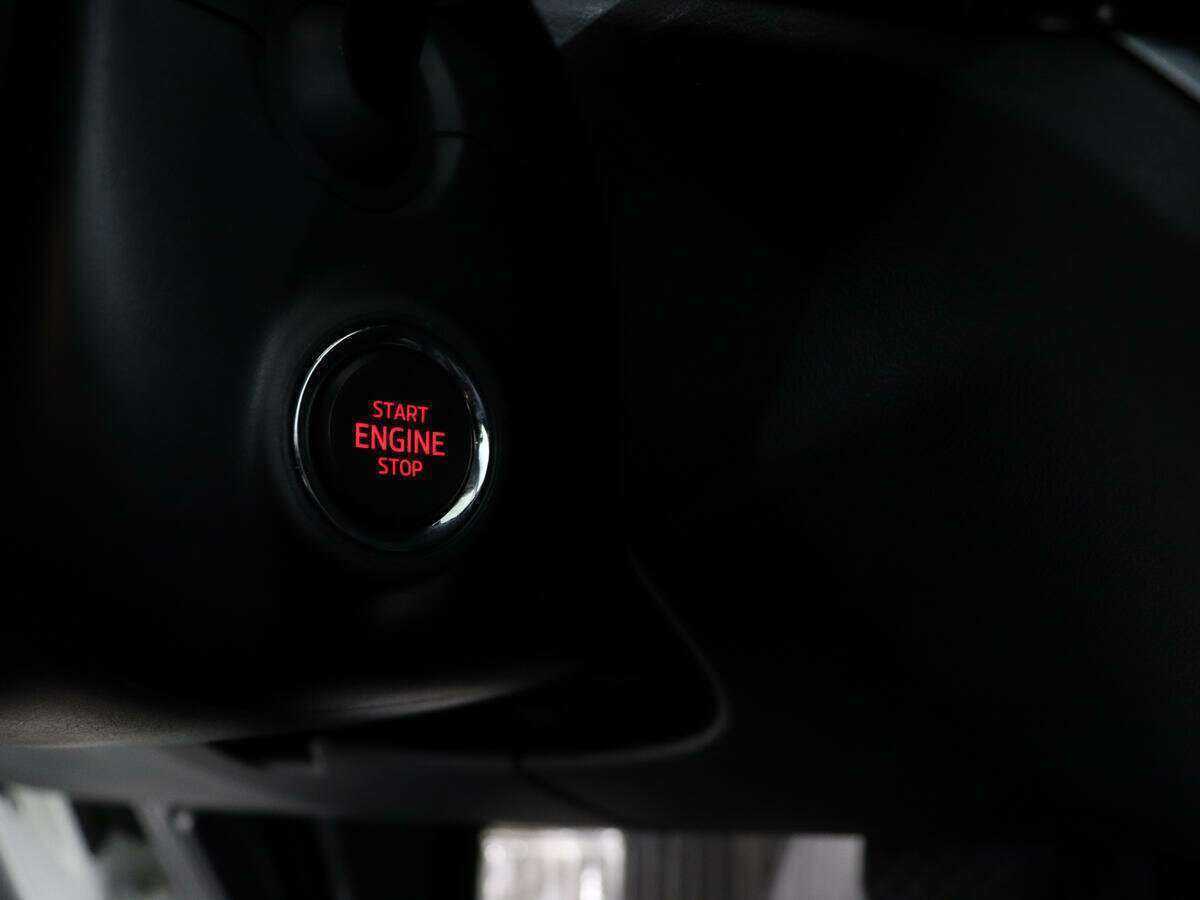 Купить Volkswagen Polo с пробегом. Фото: #17