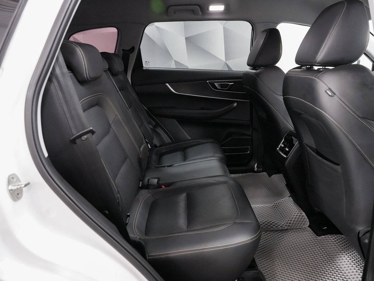 Купить Chery Tiggo 8 с пробегом. Фото: #12