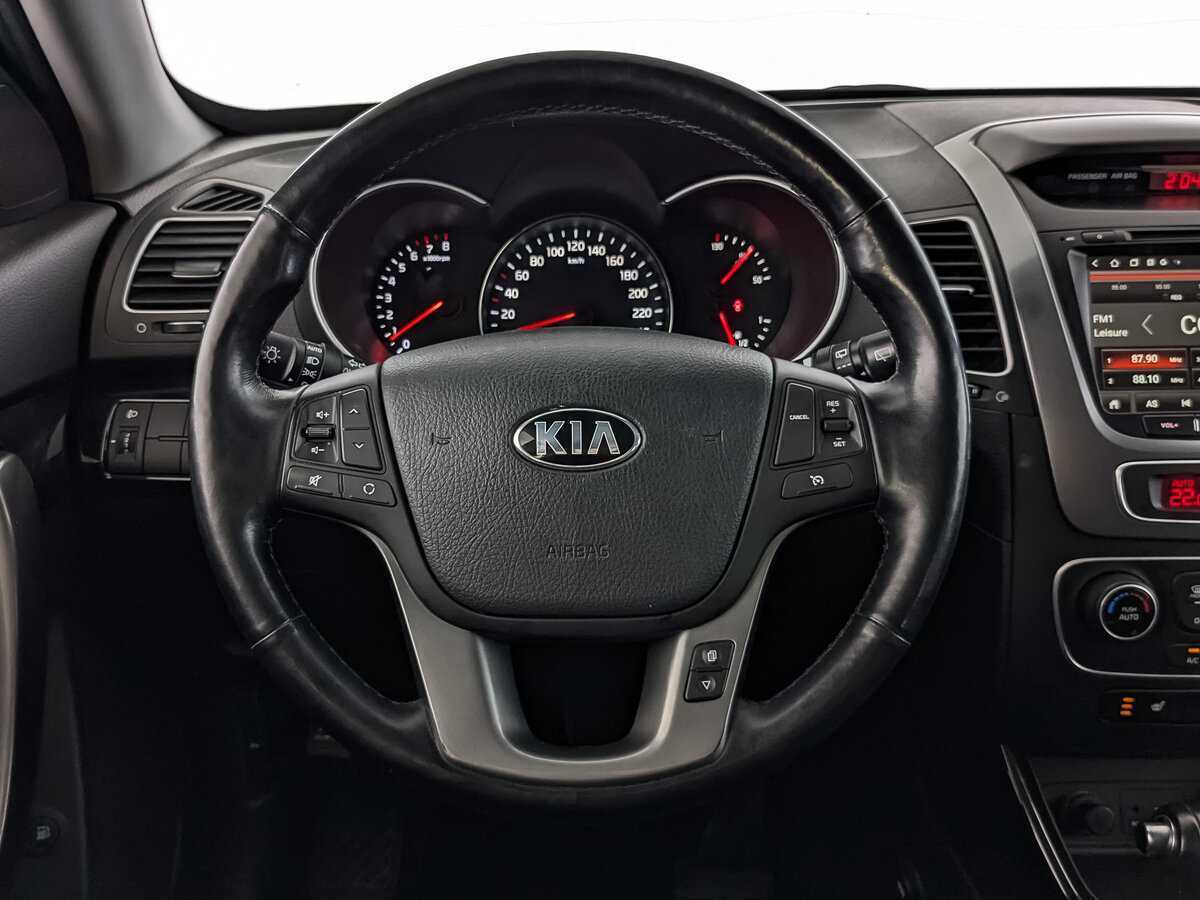 Купить Kia Sorento с пробегом. Фото: #20