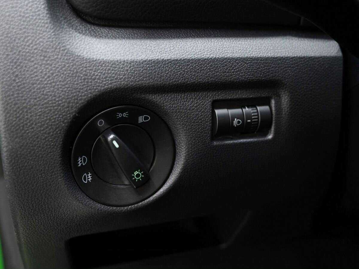 Купить Skoda Fabia с пробегом. Фото: #15