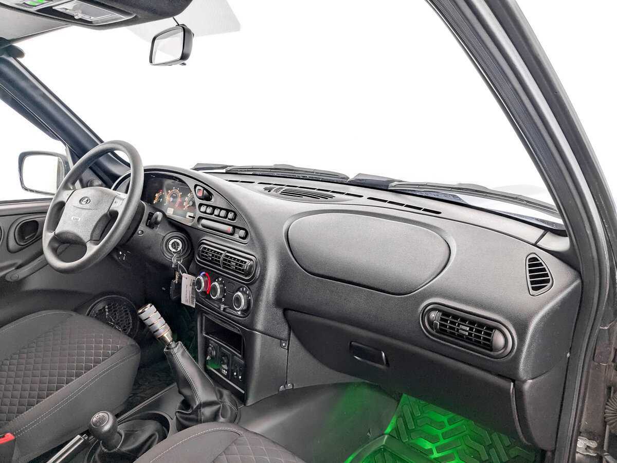 Купить Lada (ВАЗ) Niva с пробегом. Фото: #10