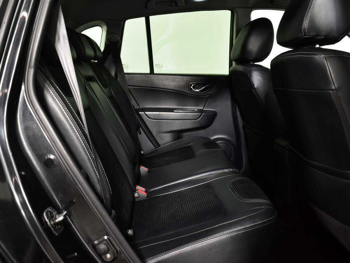 Купить Renault Koleos с пробегом. Фото: #9