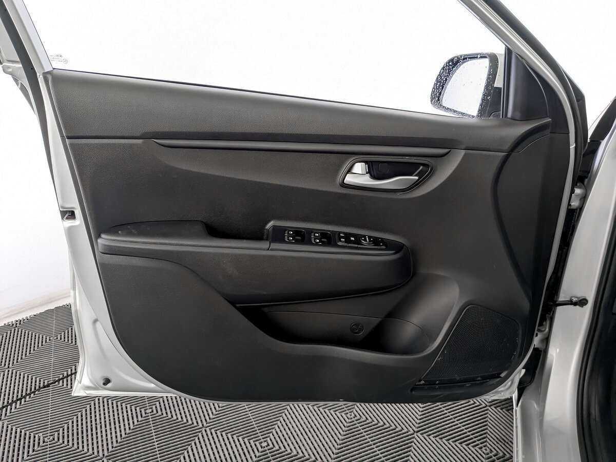 Купить Kia Rio с пробегом. Фото: #14