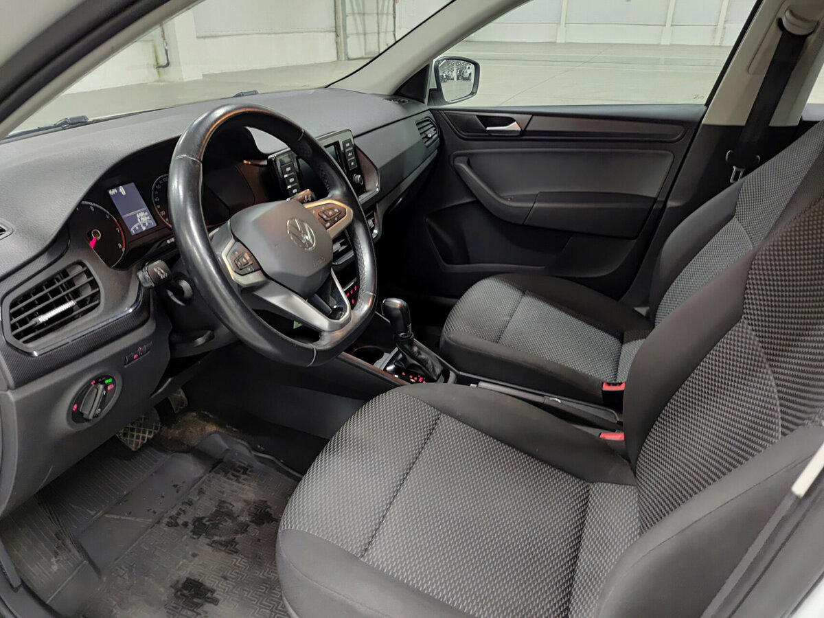 Купить Volkswagen Polo с пробегом. Фото: #15