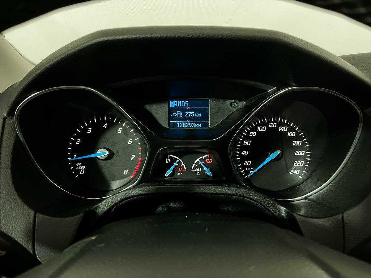 Купить Ford Focus с пробегом. Фото: #8