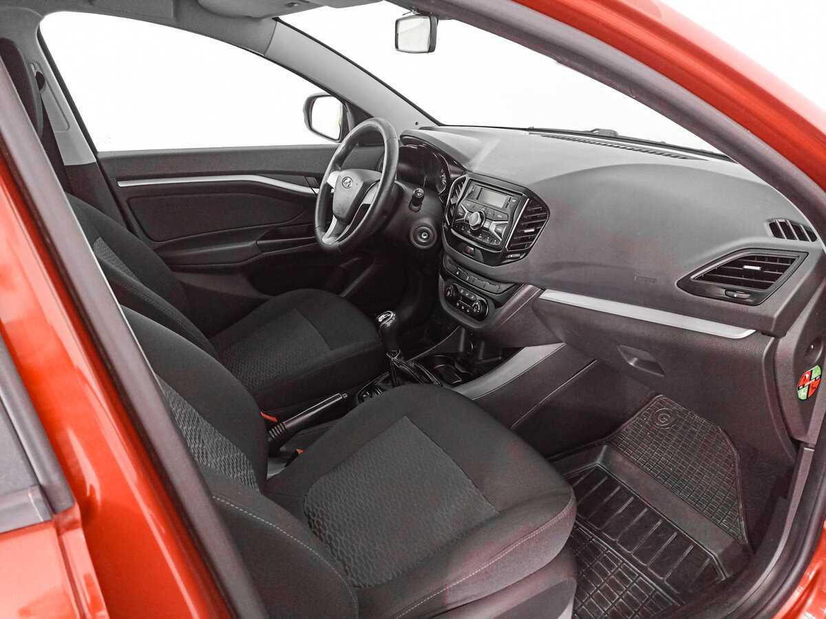 Купить Lada (ВАЗ) Vesta с пробегом. Фото: #8