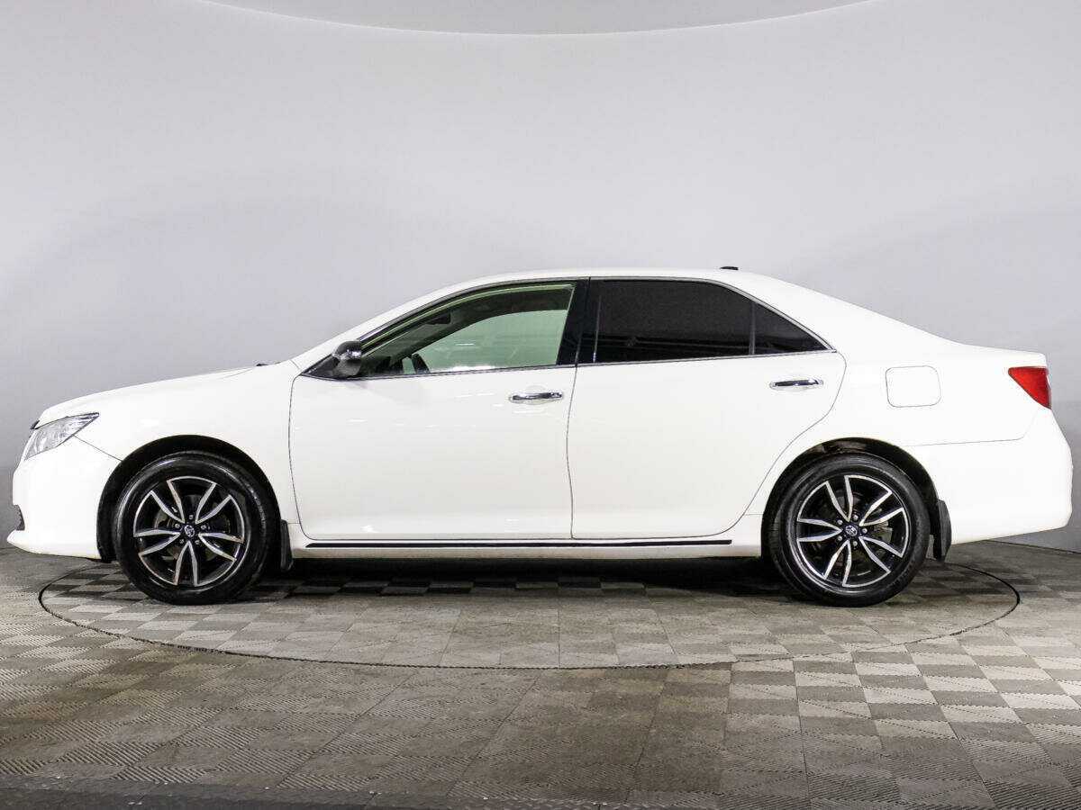 Купить Toyota Camry с пробегом. Фото: #7
