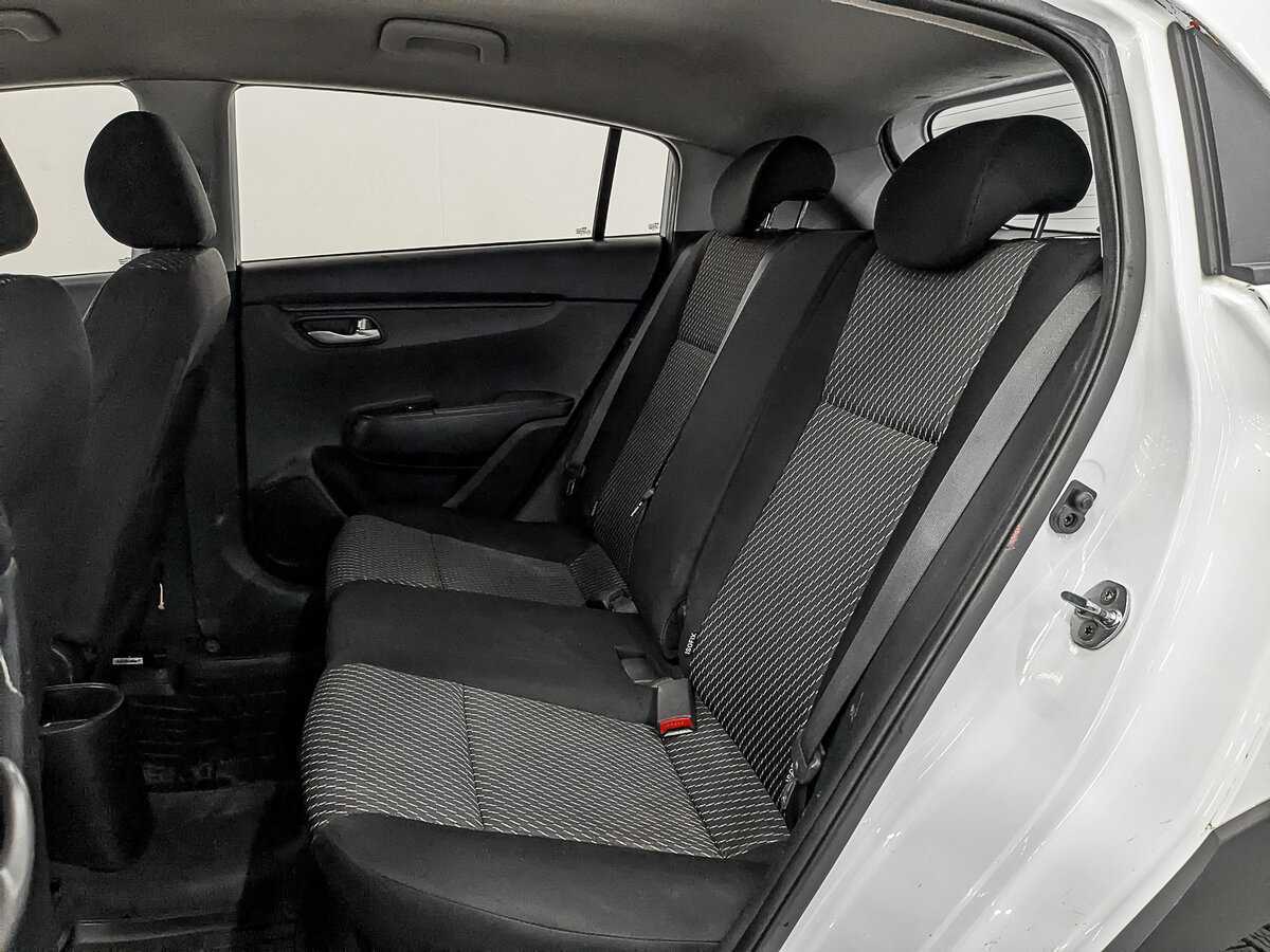 Купить Kia Rio с пробегом. Фото: #16