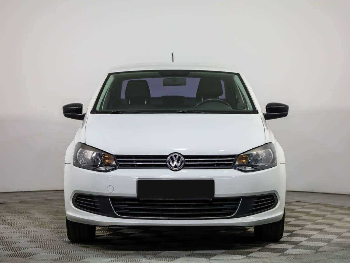 Купить Volkswagen Polo с пробегом. Посмотреть фото