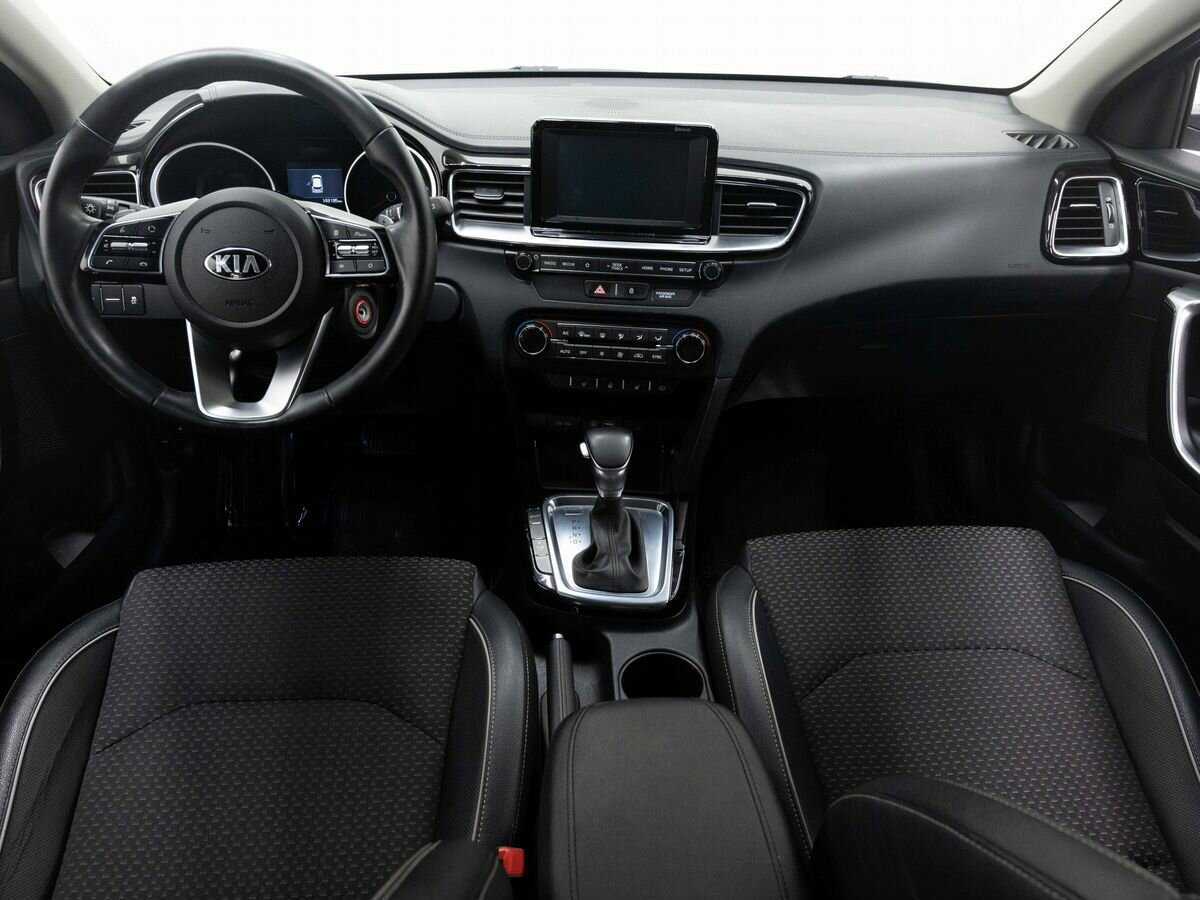 Купить Kia Ceed с пробегом. Фото: #13