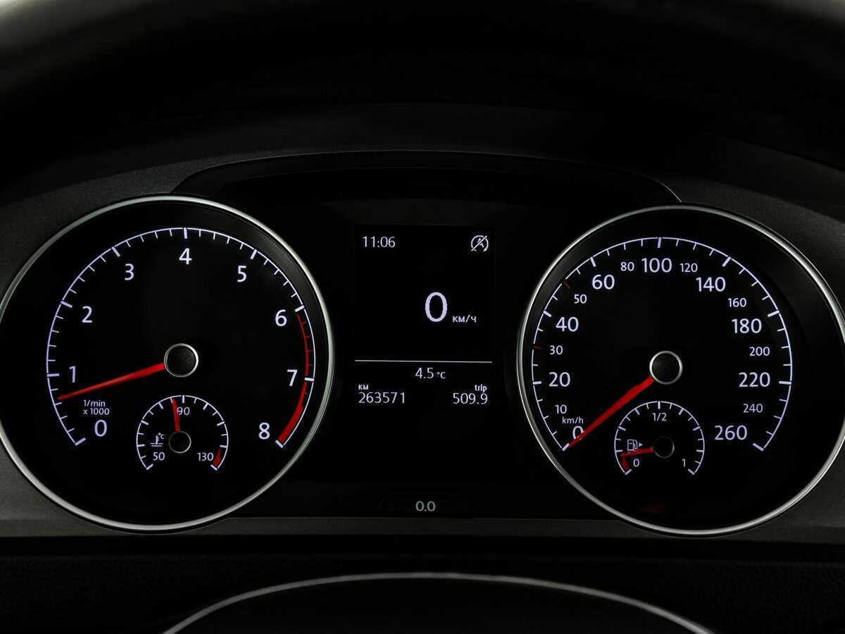 Купить Volkswagen Golf с пробегом. Фото: #13