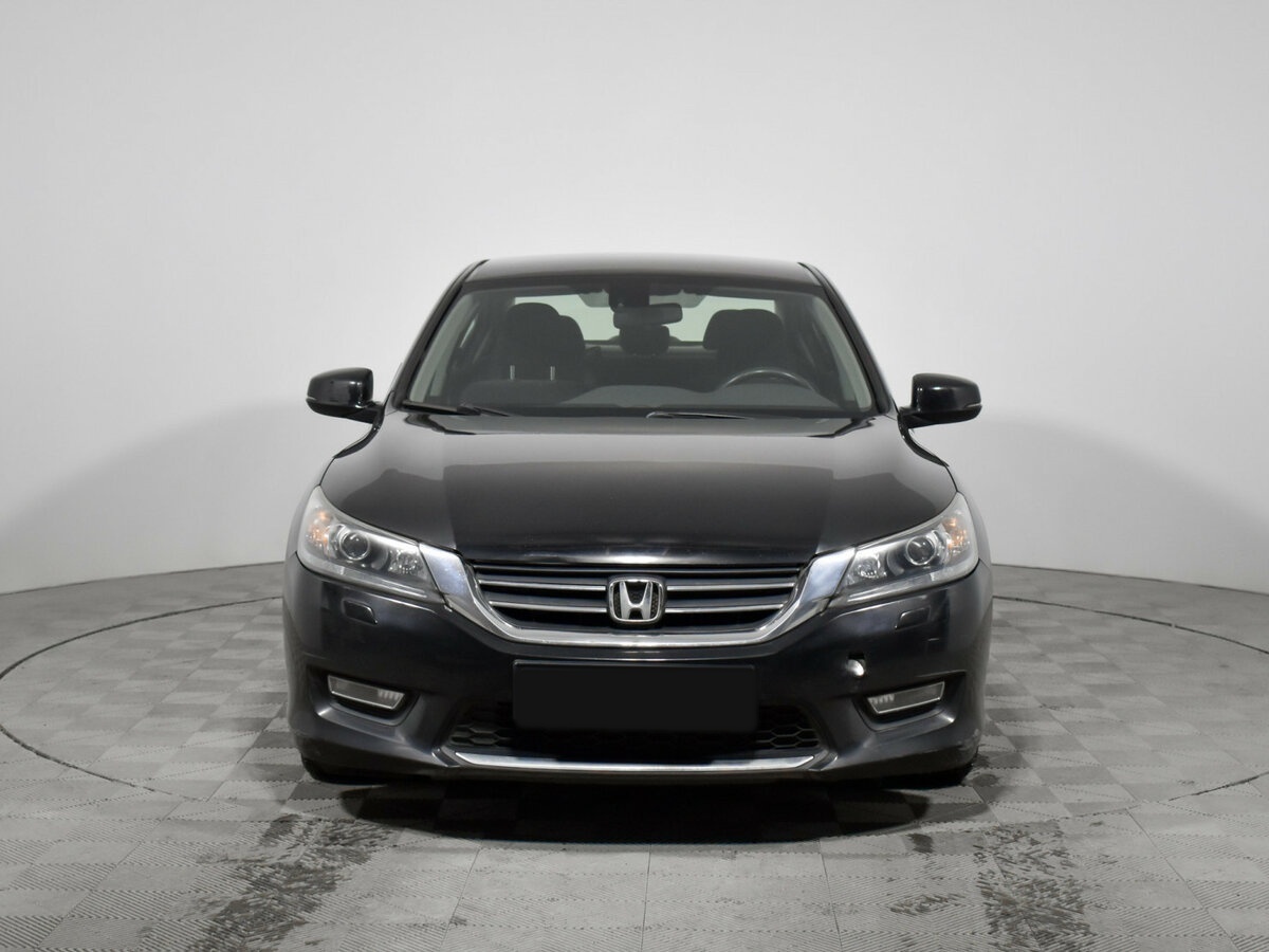 Купить Honda Accord с пробегом. Фото: #1