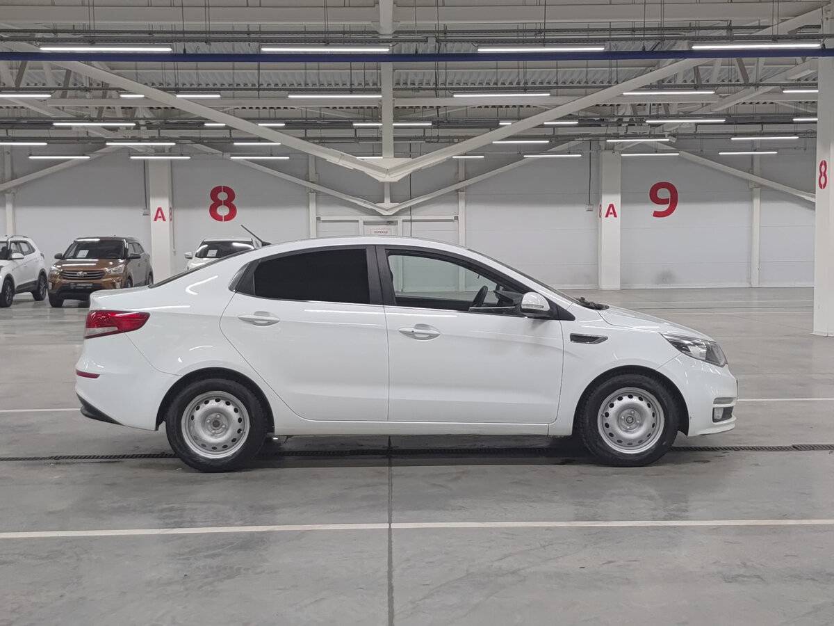 Купить Kia Rio с пробегом. Фото: #3