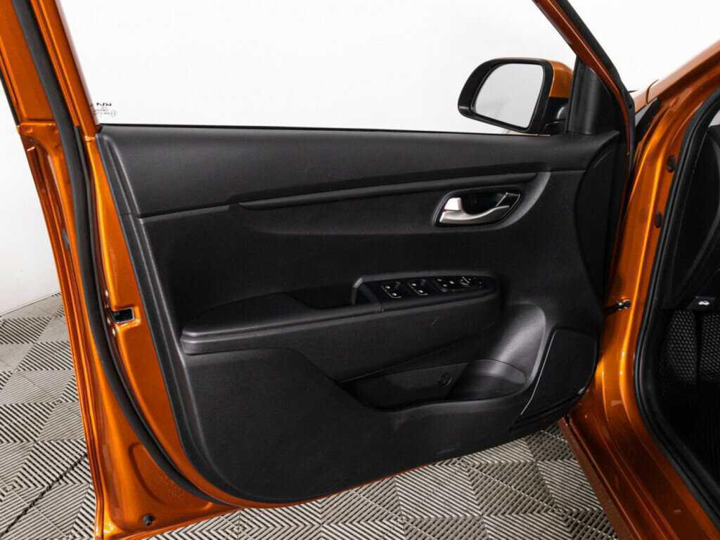 Купить Kia Rio с пробегом. Фото: #22