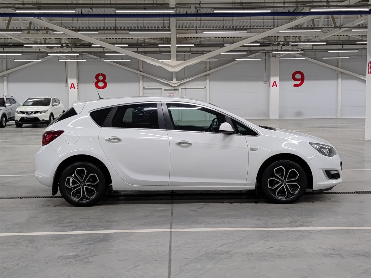 Купить Opel Astra с пробегом. Фото: #3