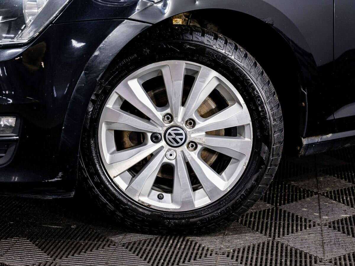 Купить Volkswagen Golf с пробегом. Фото: #7