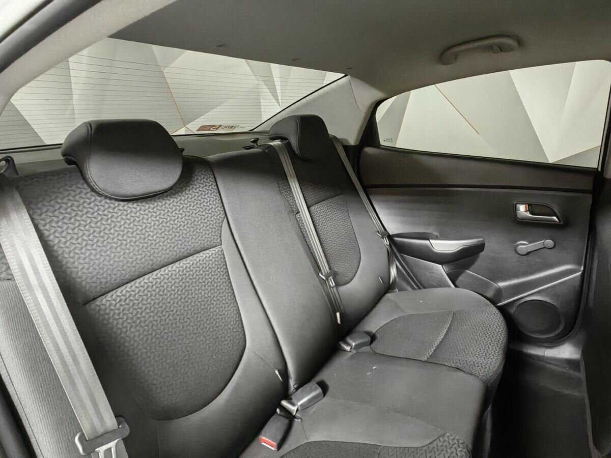 Купить Kia Rio с пробегом. Фото: #11