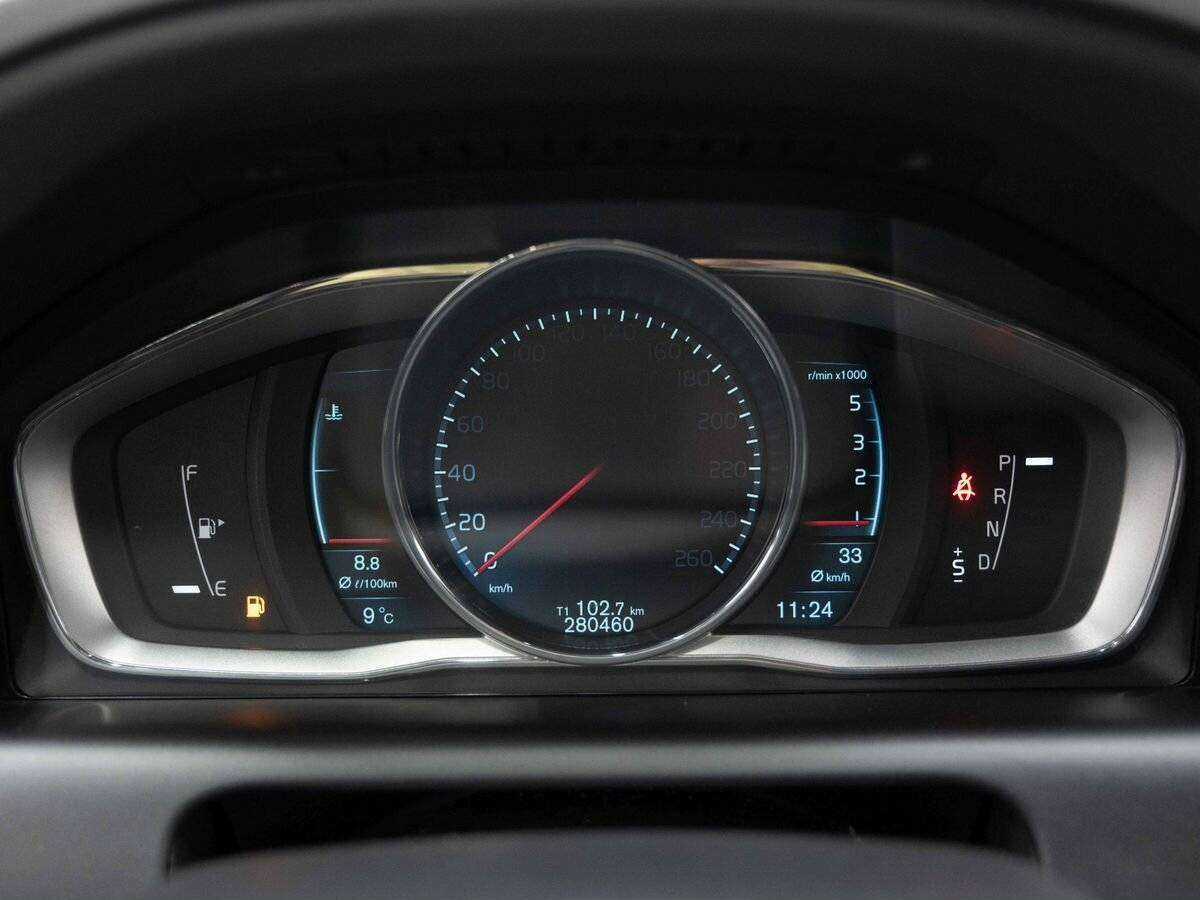 Купить Volvo XC60 с пробегом. Фото: #15