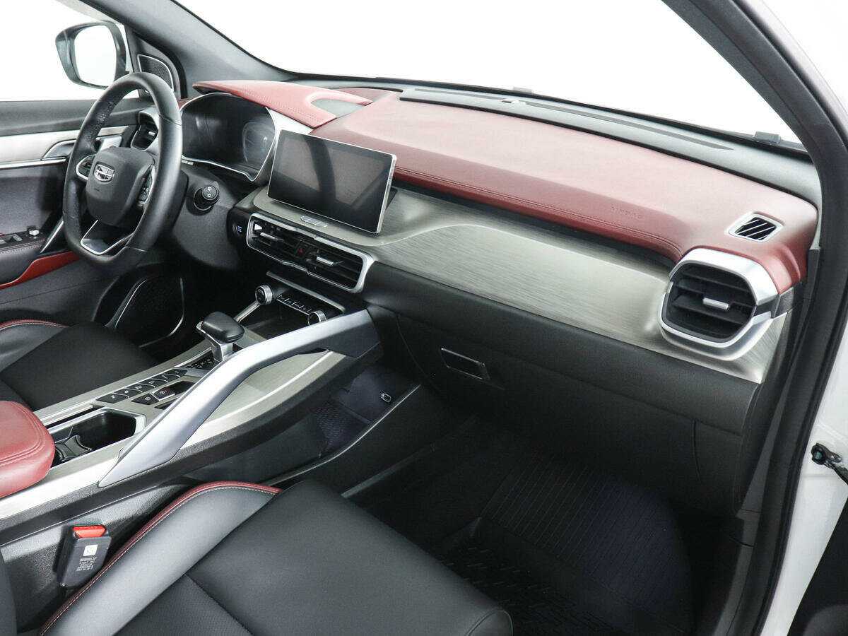 Купить Geely Coolray с пробегом. Фото: #9