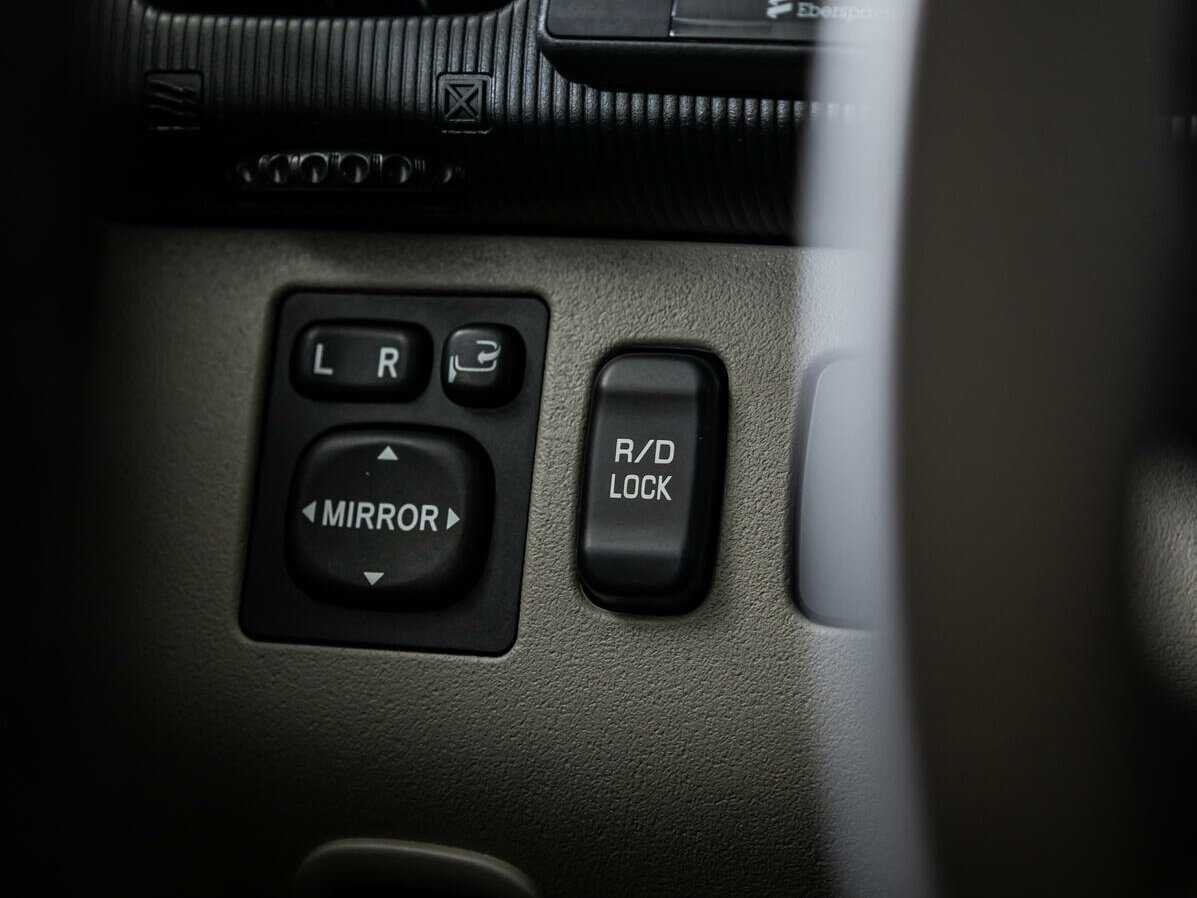 Купить Mitsubishi Pajero Sport с пробегом. Фото: #15