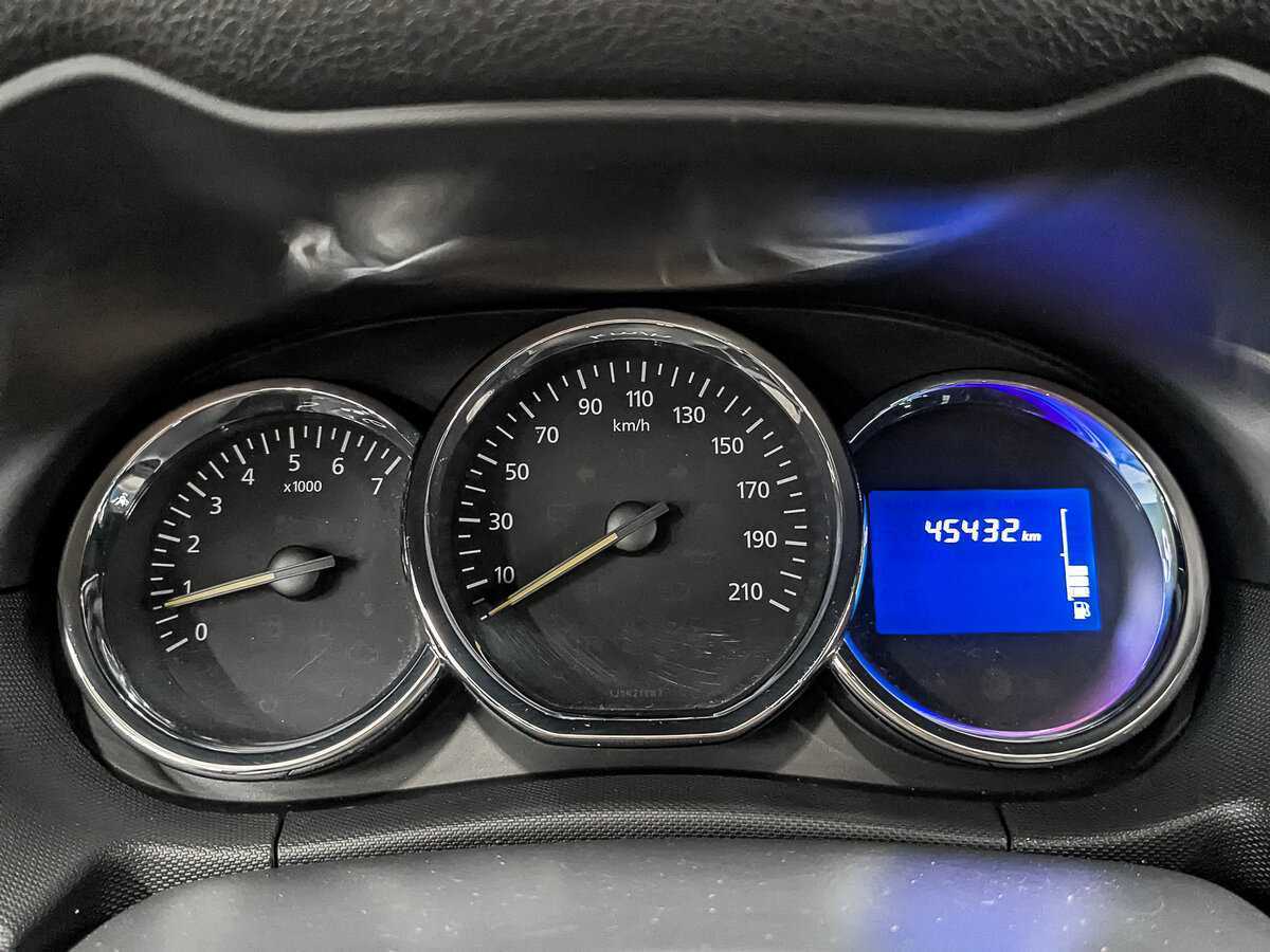 Купить Renault Duster с пробегом. Фото: #15
