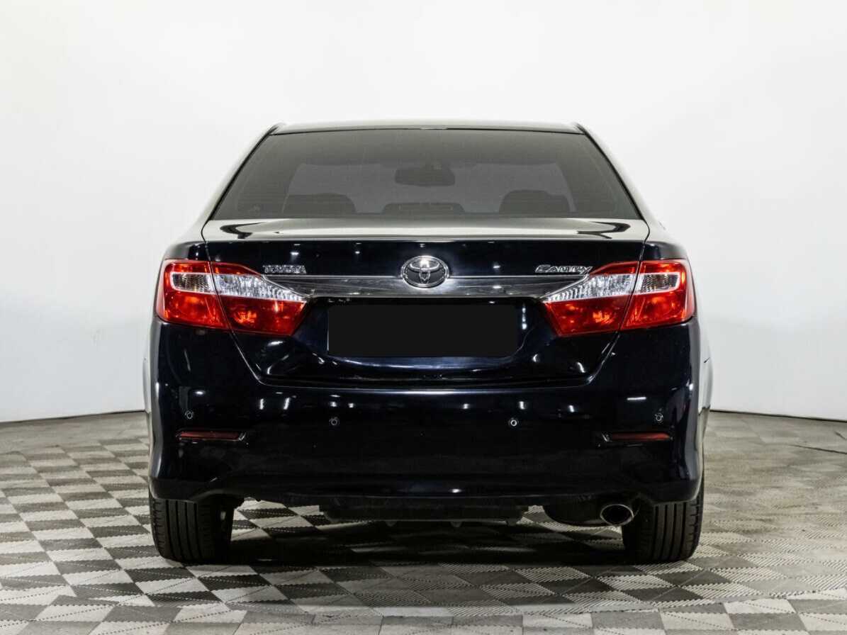Купить Toyota Camry с пробегом. Фото: #4
