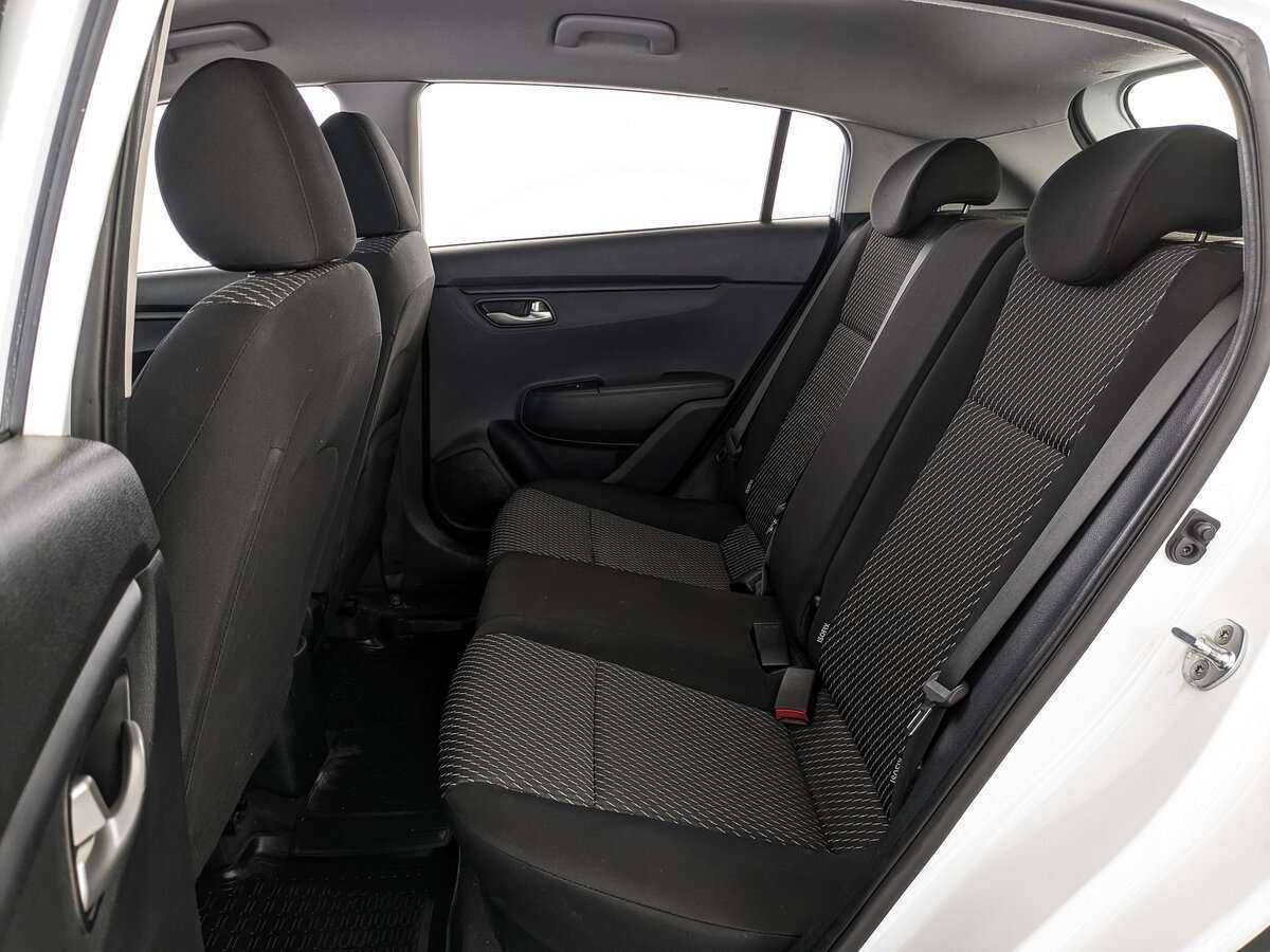 Купить Kia Rio с пробегом. Фото: #17
