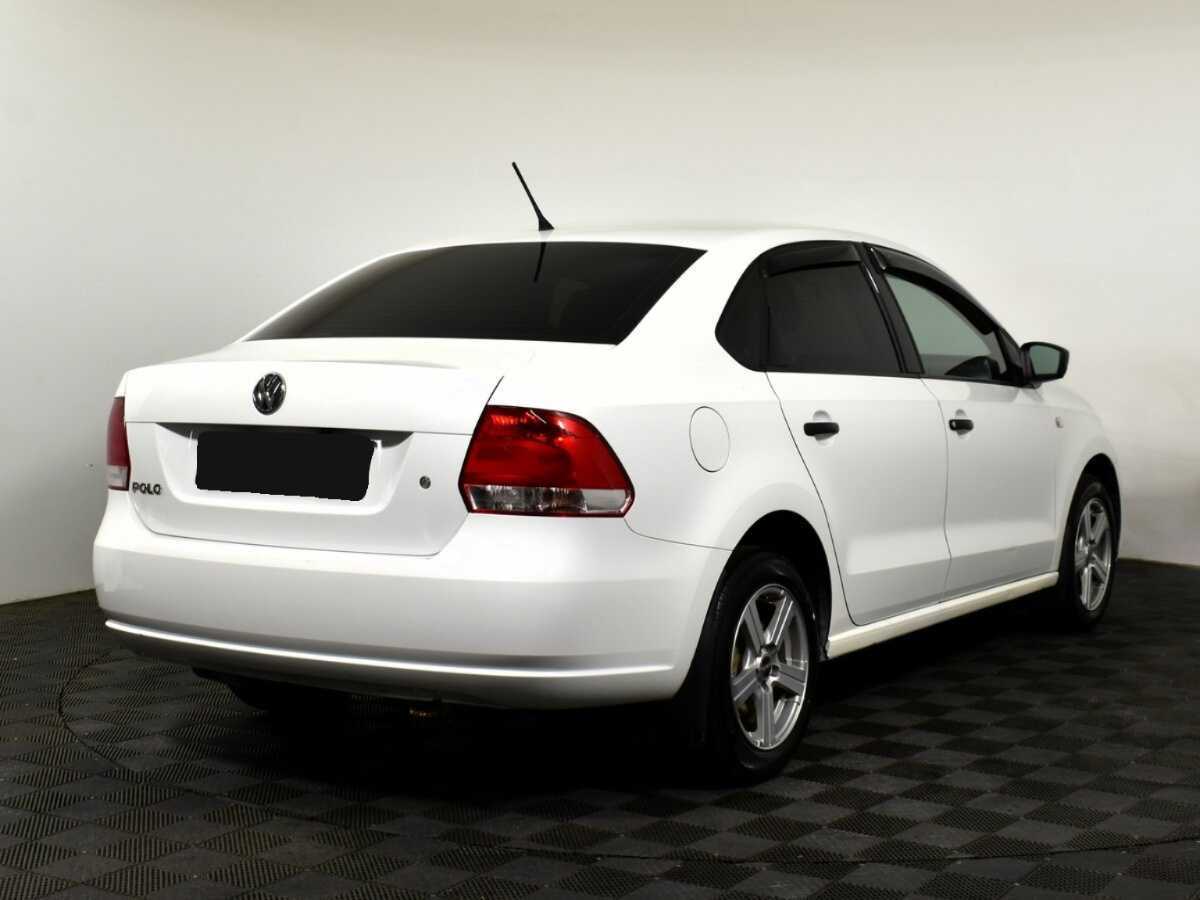 Купить Volkswagen Polo с пробегом. Фото: #3