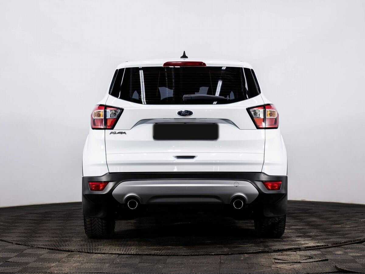 Купить Ford Kuga с пробегом. Фото: #4