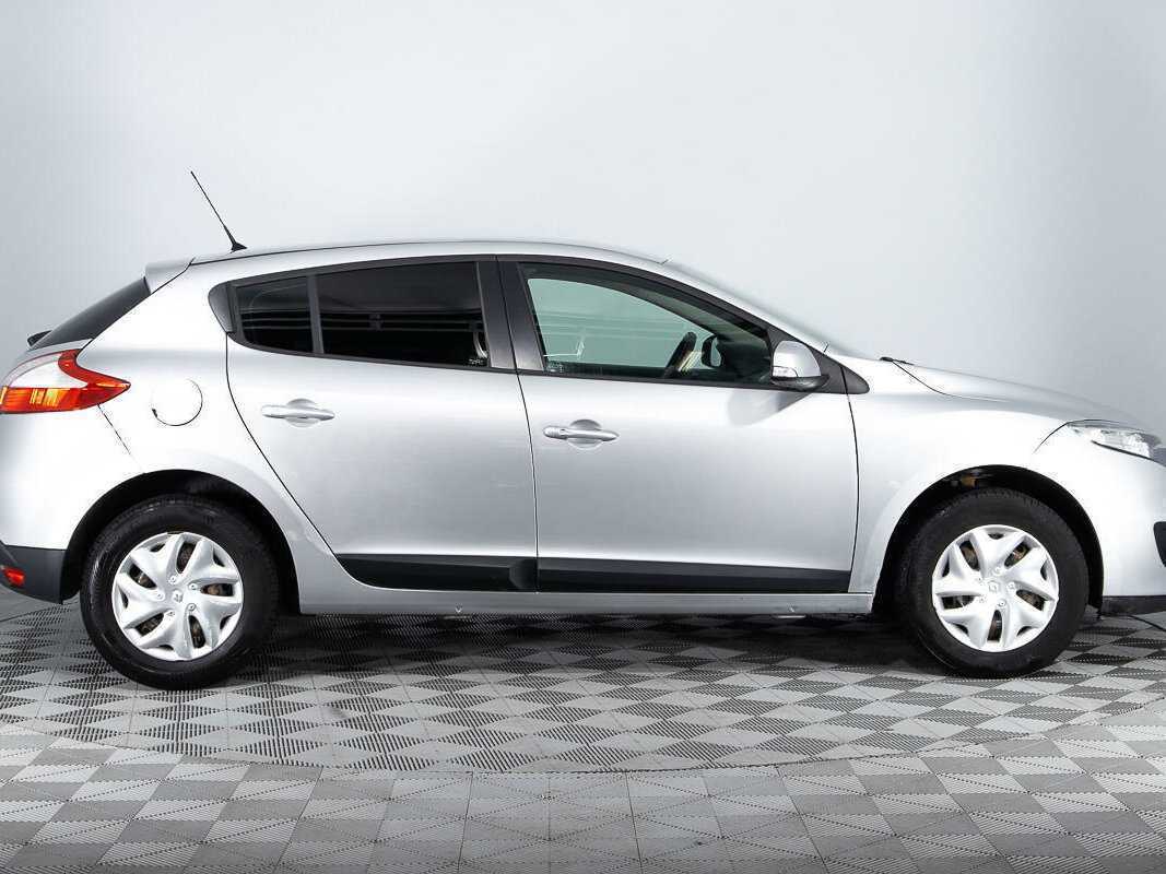 Купить Renault Megane с пробегом. Фото: #3